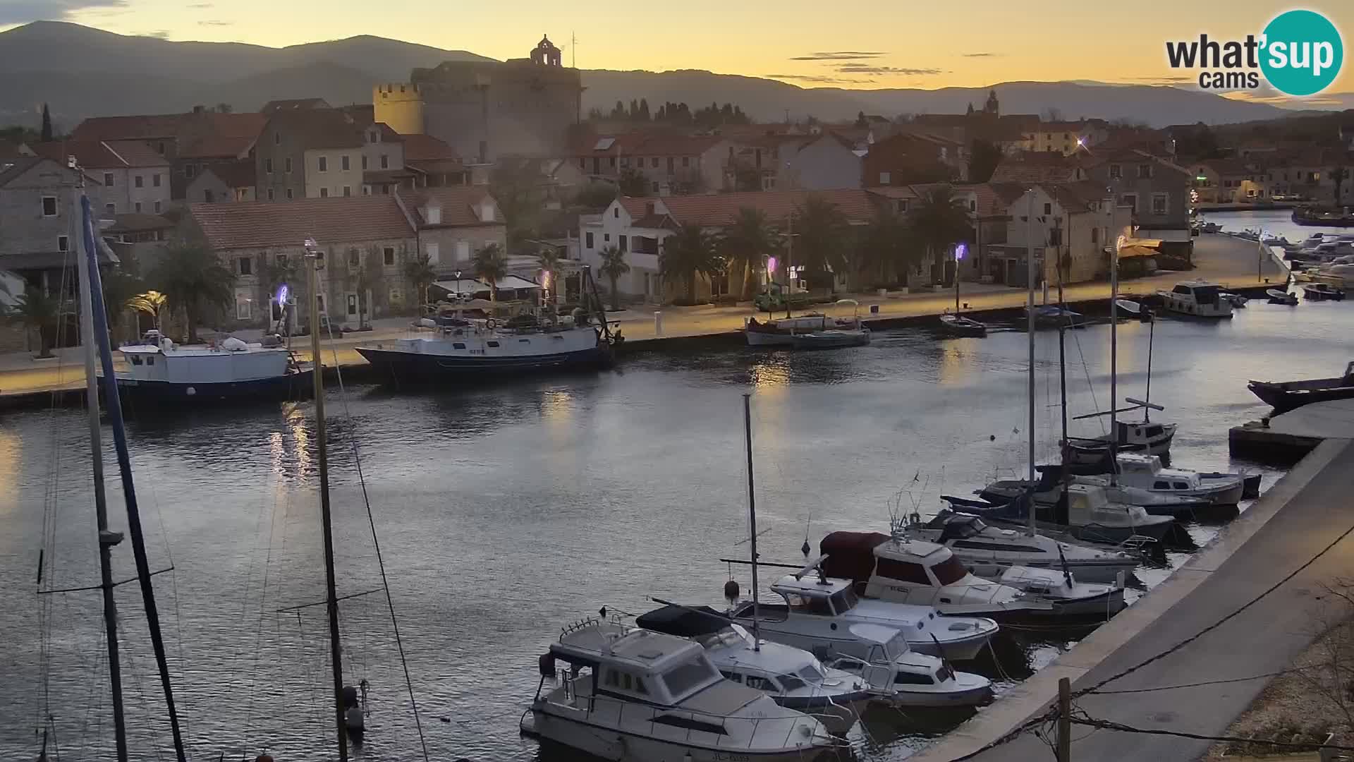 Livecam Hvar Vrboska marina | Île de Hvar | Dalmatia