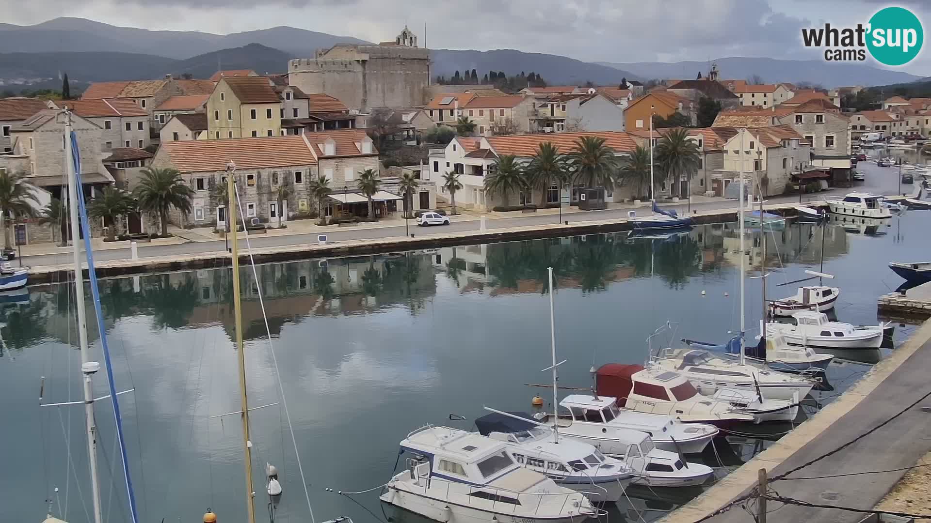 Kamera Hvar Vrboska marina | | Dalmacija