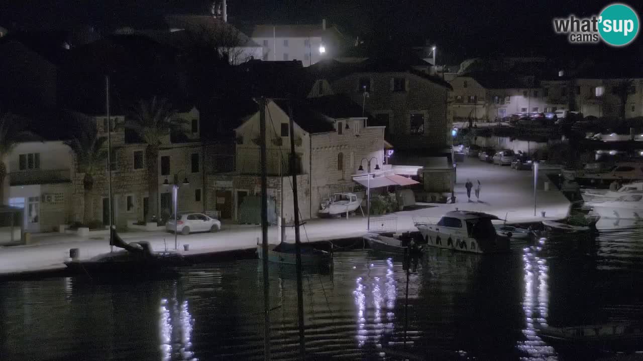 Kamera Hvar Vrboska marina | | Dalmacija