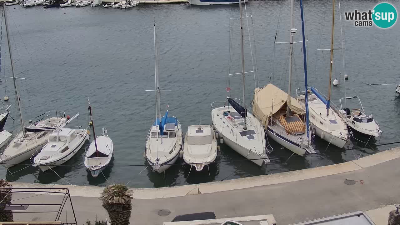 Kamera Hvar Vrboska marina | | Dalmacija