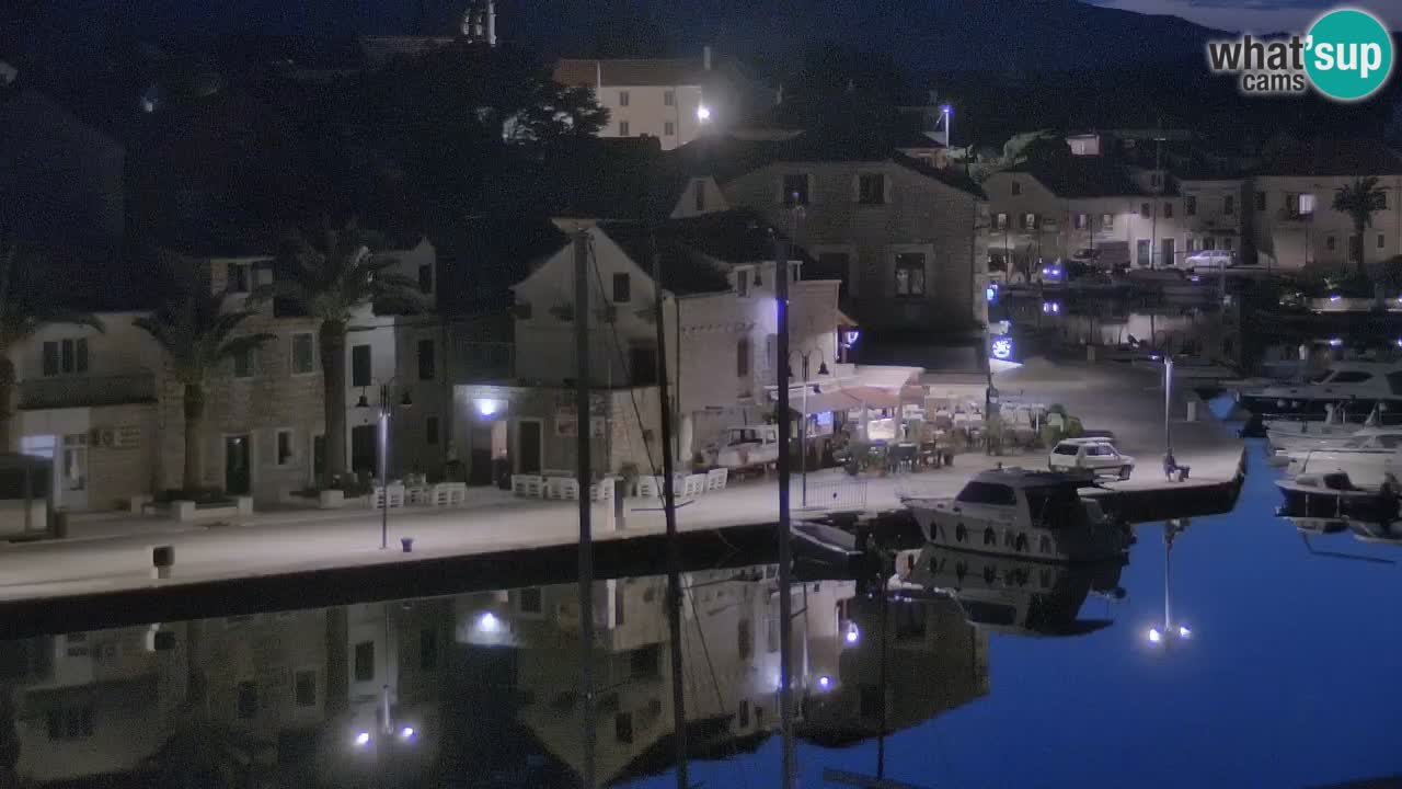 Camera Hvar Vrboska marina | isla de Hvar | Dalmacia