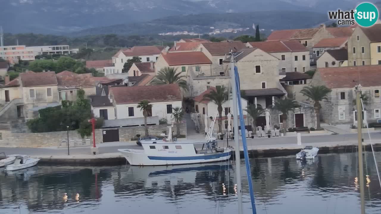 Kamera Hvar Vrboska marina | | Dalmacija
