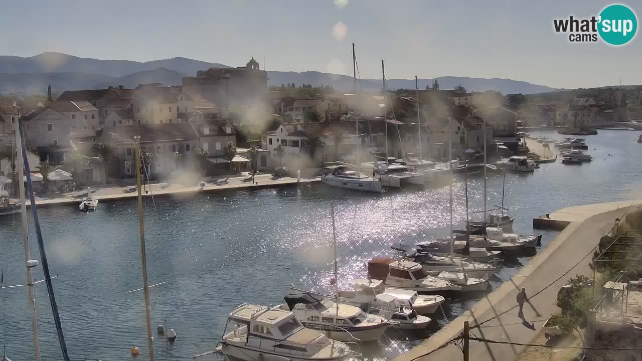 Kamera Hvar Vrboska marina | | Dalmacija