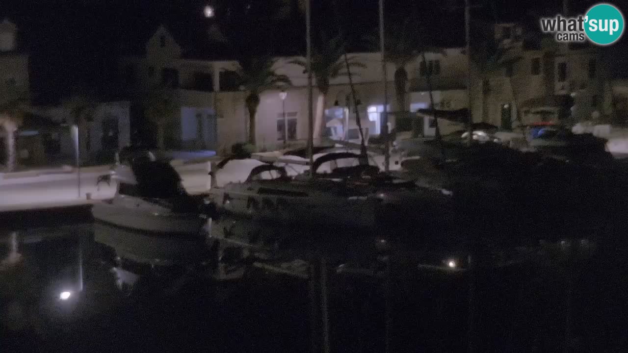 Camera Hvar Vrboska marina | isla de Hvar | Dalmacia