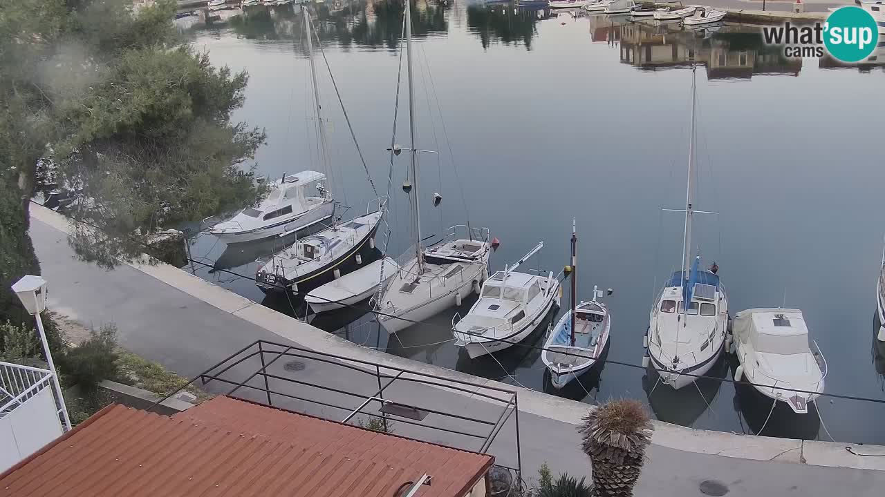 Kamera Hvar Vrboska marina | | Dalmacija