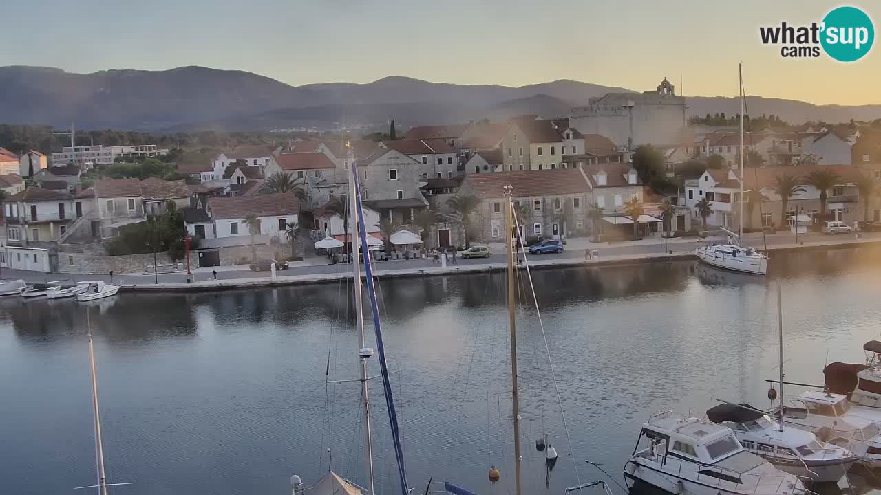 Kamera Hvar Vrboska marina | | Dalmacija