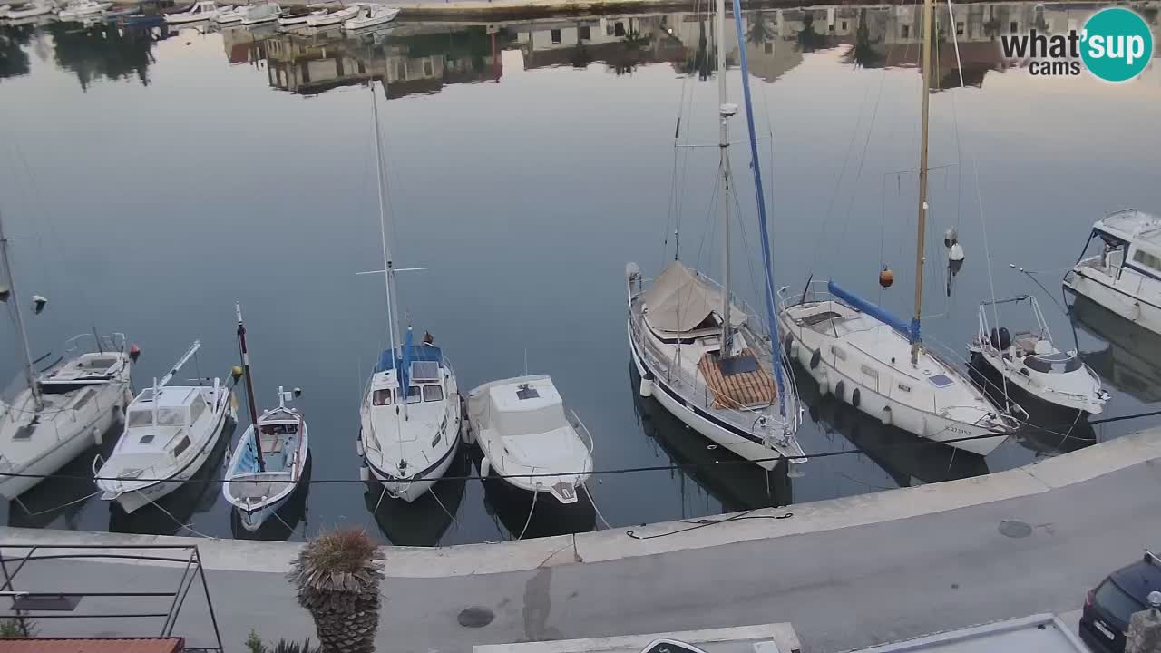 Kamera Hvar Vrboska marina | | Dalmacija