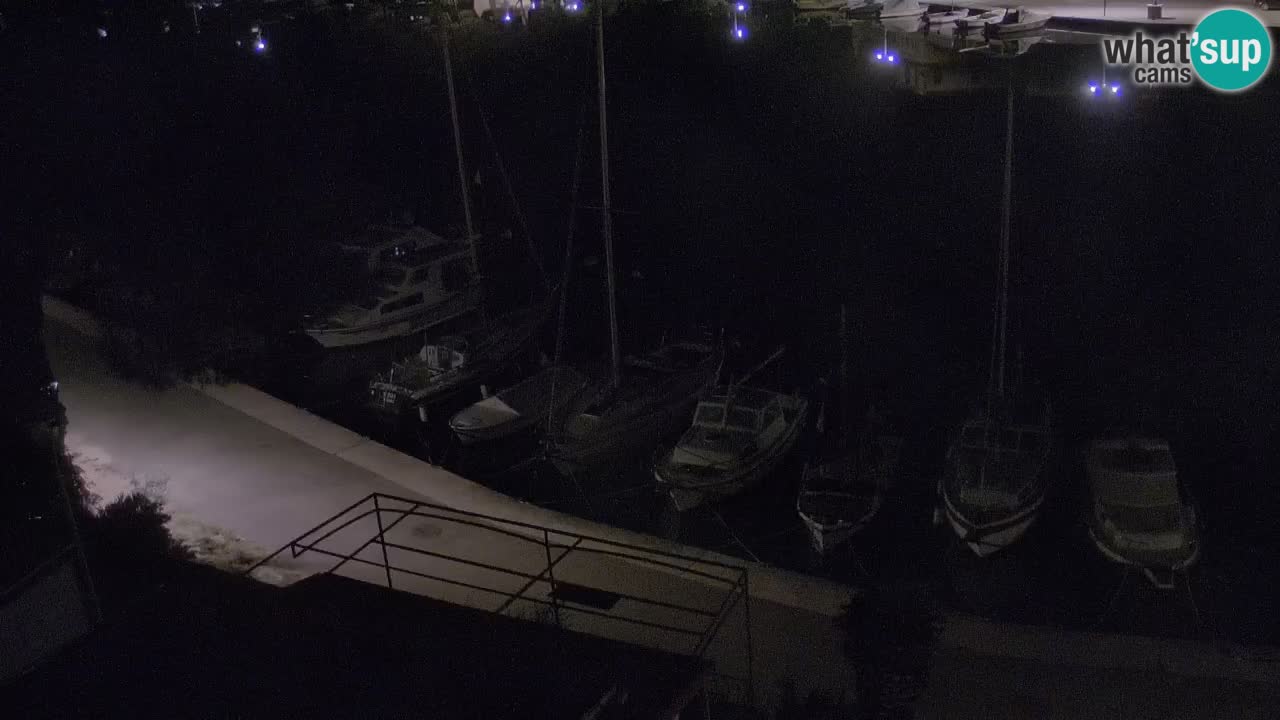 Kamera Hvar Vrboska marina | | Dalmacija