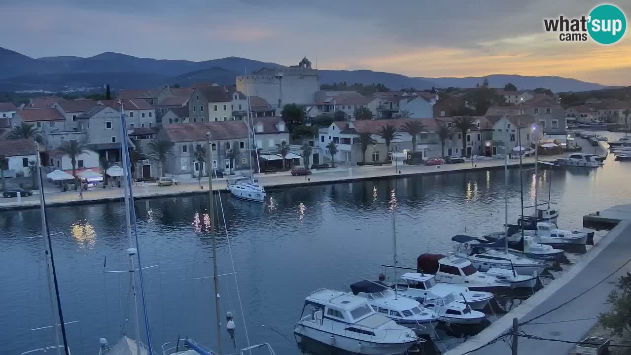 Kamera Hvar Vrboska marina | | Dalmacija