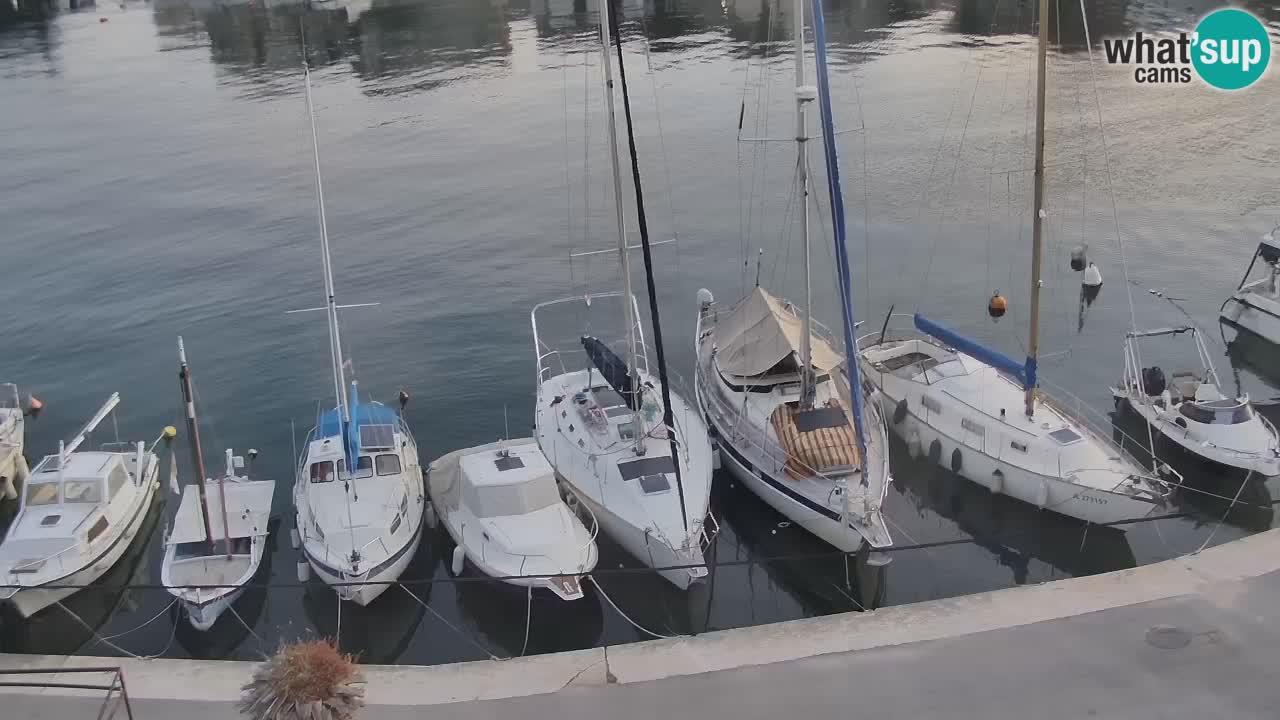 Web kamera Hvar Vrboska marina | otok Hvar | Dalmacija