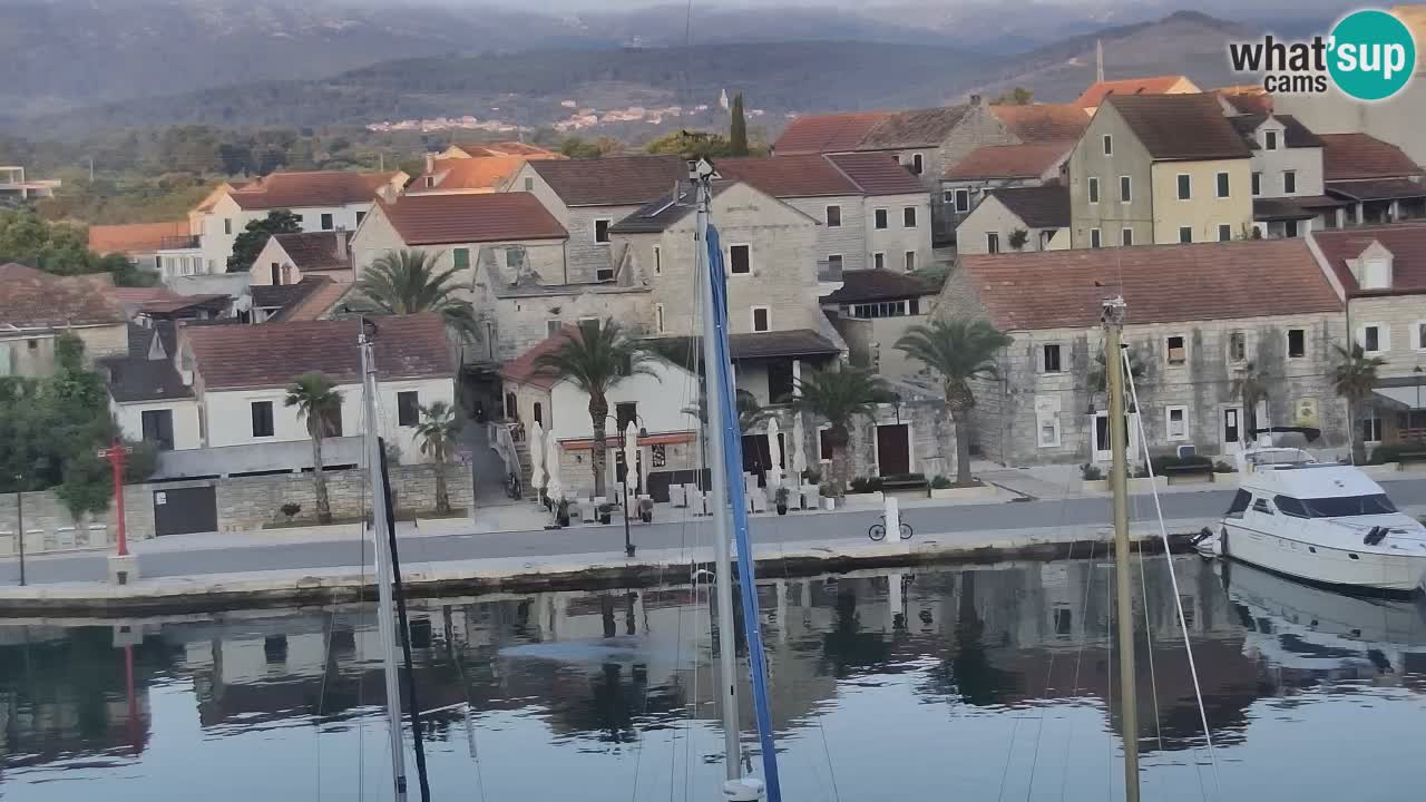 Kamera Hvar Vrboska marina | | Dalmacija