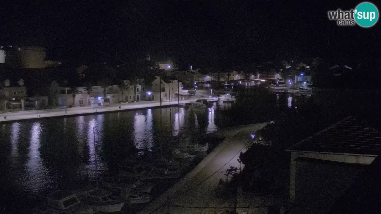 Camera Hvar Vrboska marina | isla de Hvar | Dalmacia