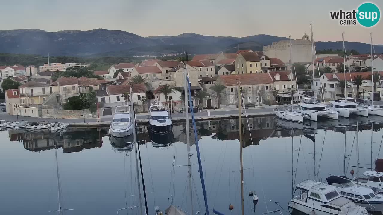 Camera Hvar Vrboska marina | isla de Hvar | Dalmacia