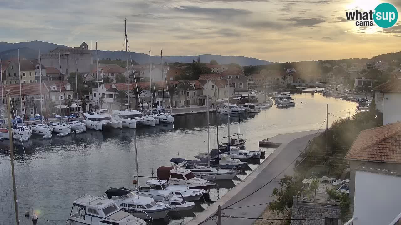Camera Hvar Vrboska marina | isla de Hvar | Dalmacia