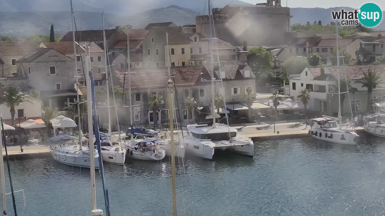 Kamera Hvar Vrboska marina | | Dalmacija