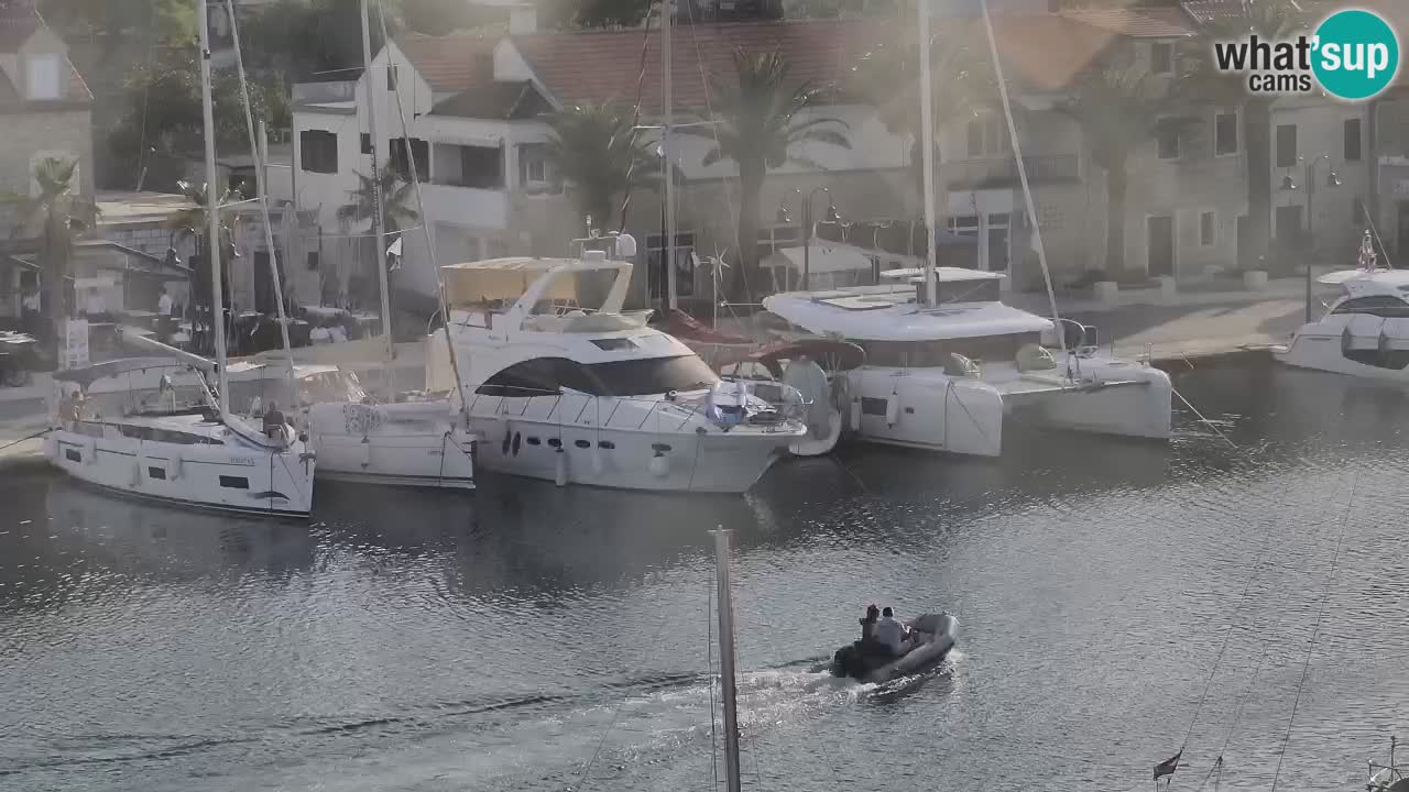 Camera Hvar Vrboska marina | isla de Hvar | Dalmacia