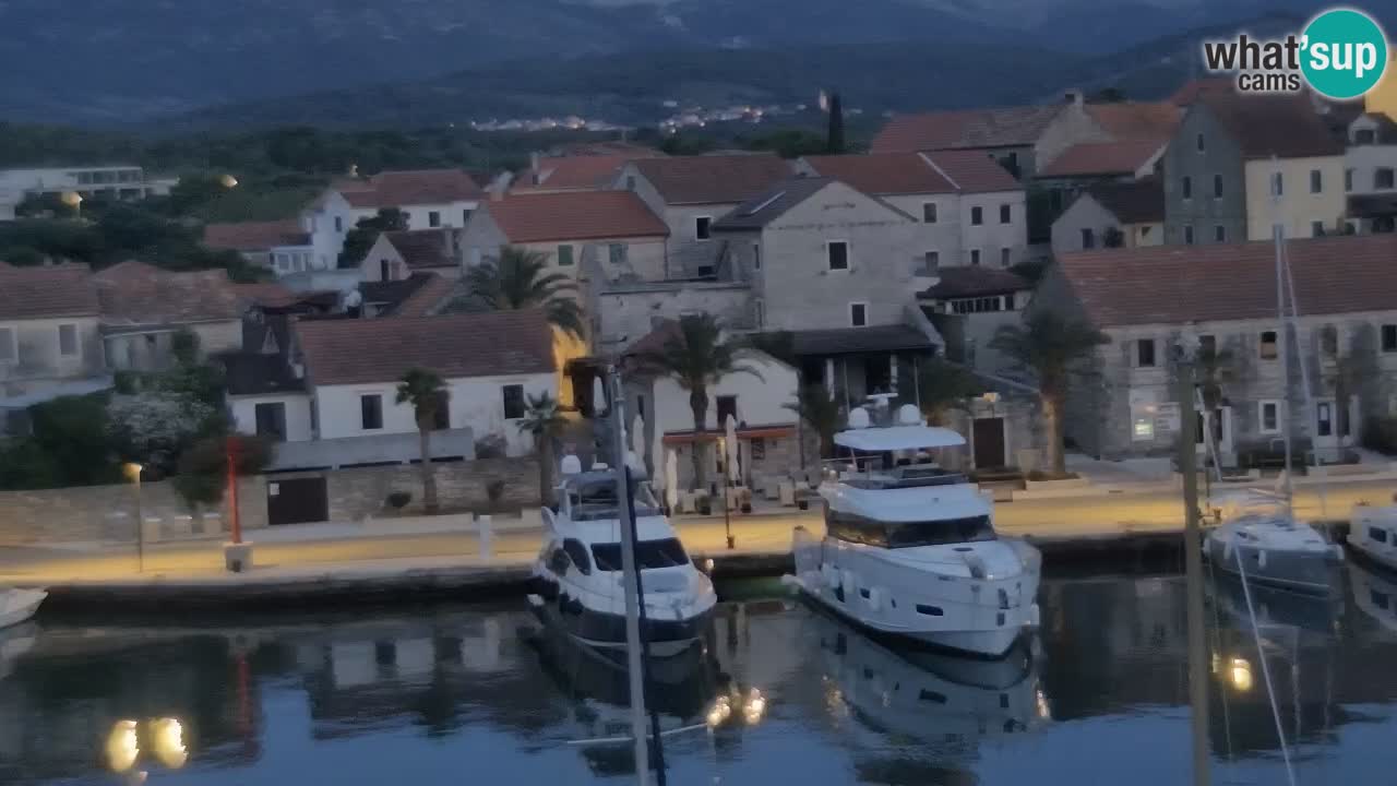 Camera Hvar Vrboska marina | isla de Hvar | Dalmacia