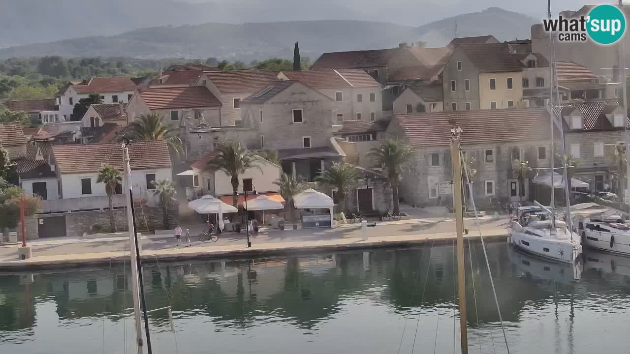 Camera Hvar Vrboska marina | isla de Hvar | Dalmacia