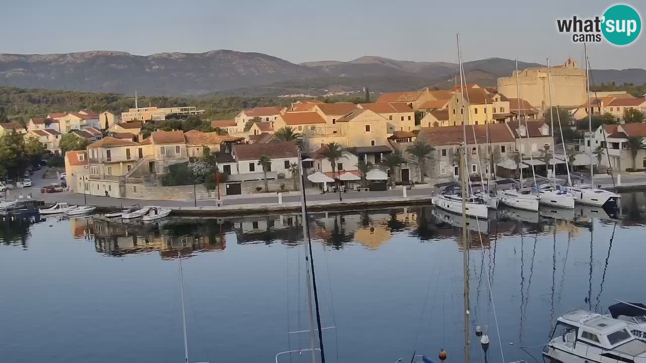 Kamera Hvar Vrboska marina | | Dalmacija