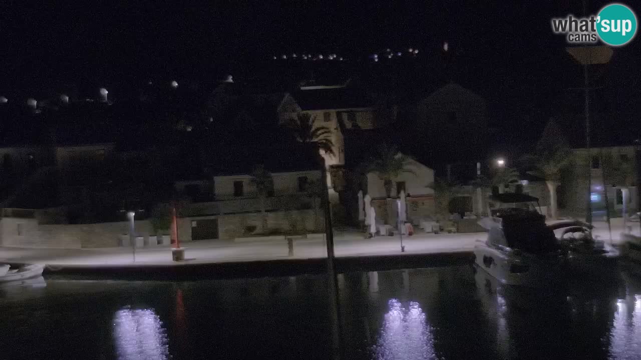 Camera Hvar Vrboska marina | isla de Hvar | Dalmacia
