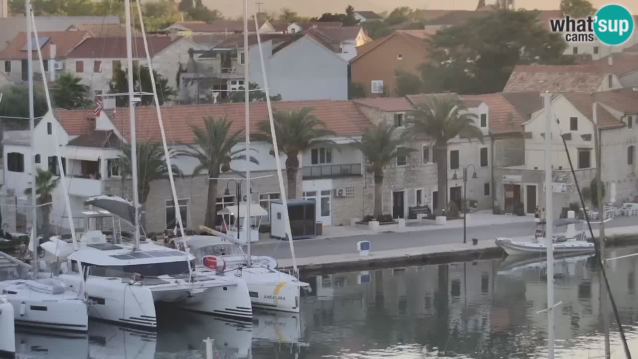 Web kamera Hvar Vrboska marina | otok Hvar | Dalmacija