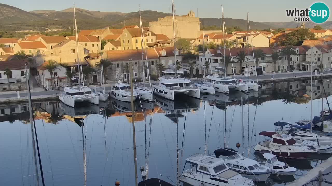 Camera Hvar Vrboska marina | isla de Hvar | Dalmacia