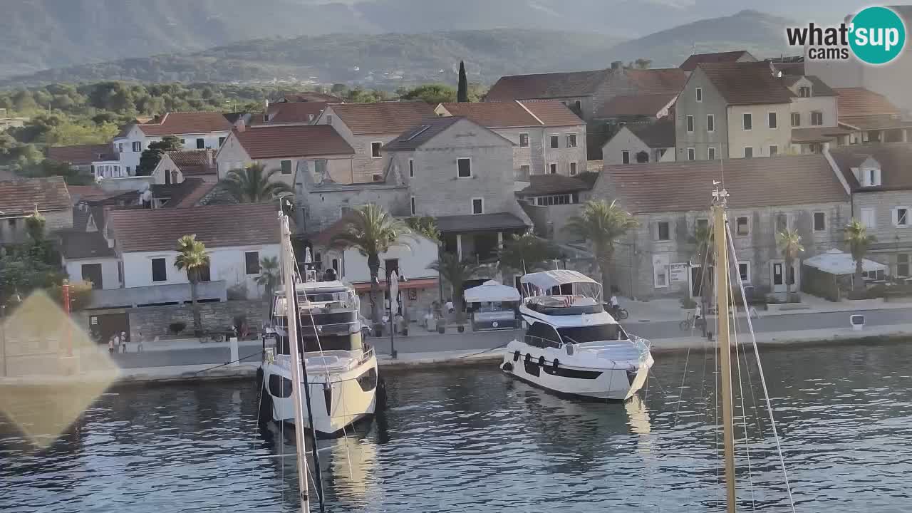 Livecam Vrboska marina | Hvar island | Dalmatia
