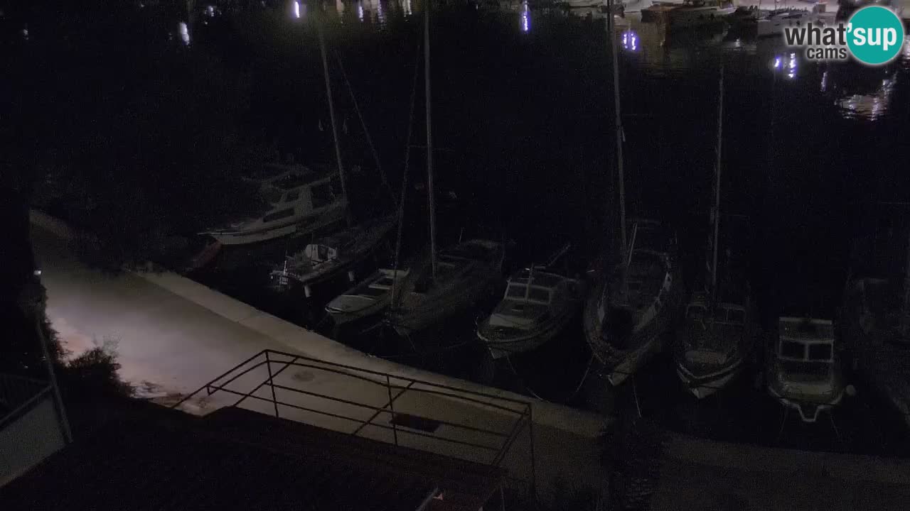 Web kamera Hvar Vrboska marina | otok Hvar | Dalmacija
