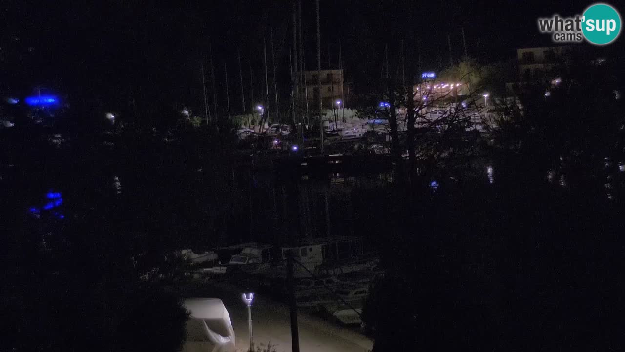 Web kamera Hvar Vrboska marina | otok Hvar | Dalmacija