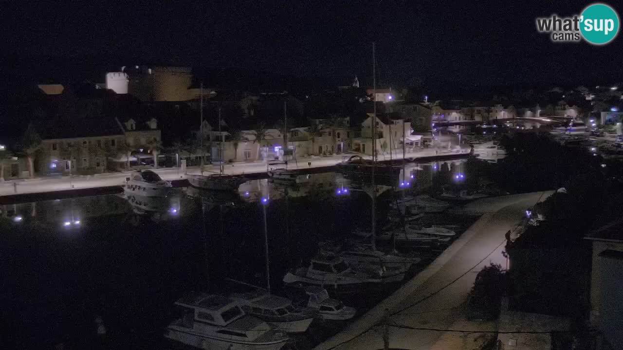 Camera Hvar Vrboska marina | isla de Hvar | Dalmacia