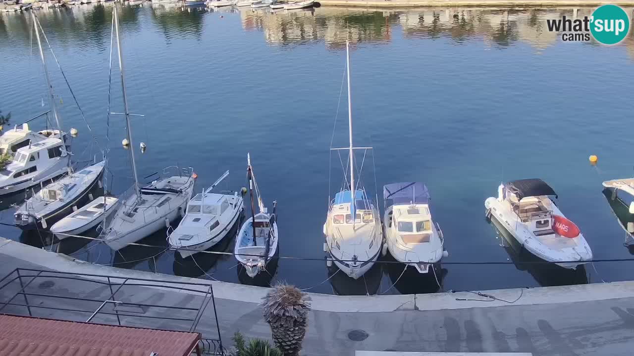 Camera Hvar Vrboska marina | isla de Hvar | Dalmacia