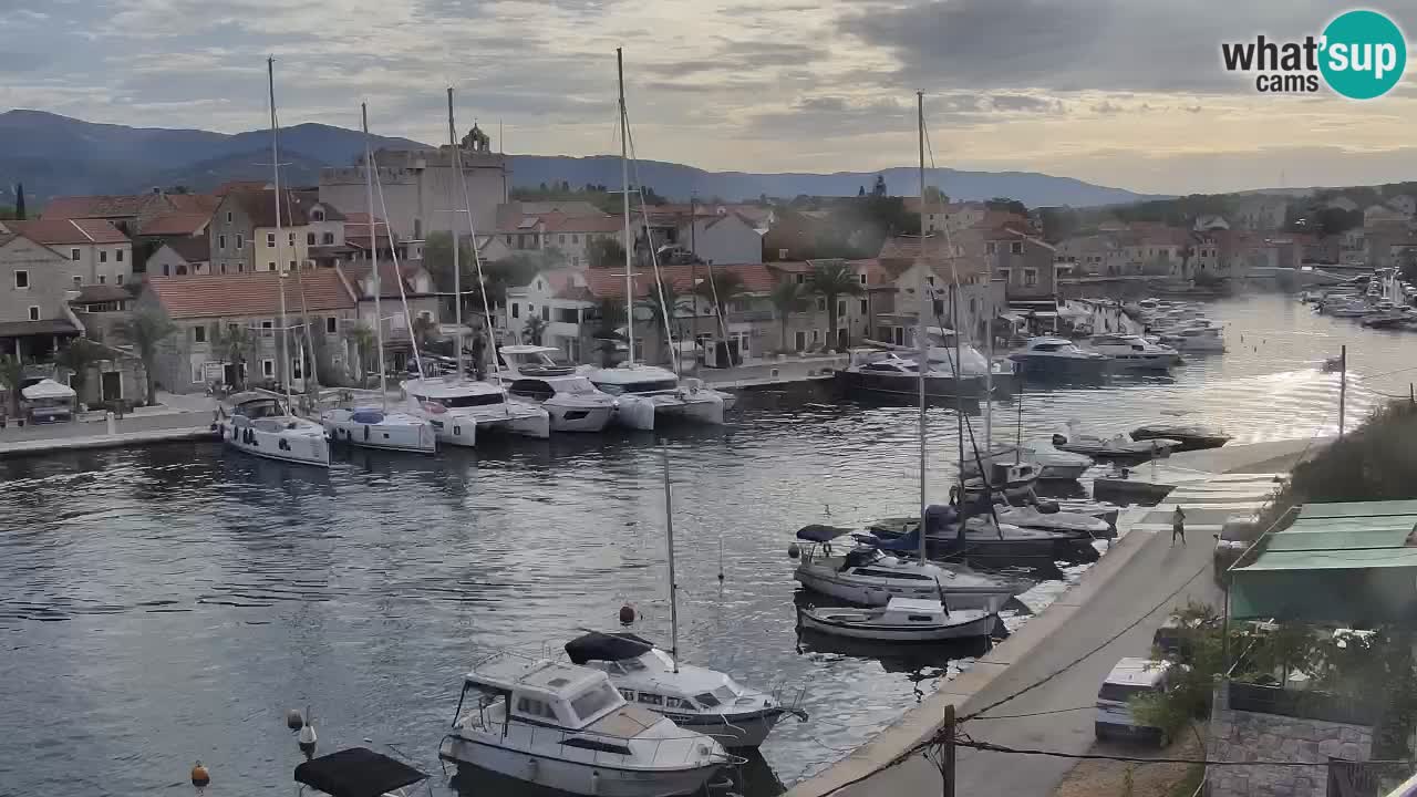 Livecam Vrboska marina | Hvar island | Dalmatia