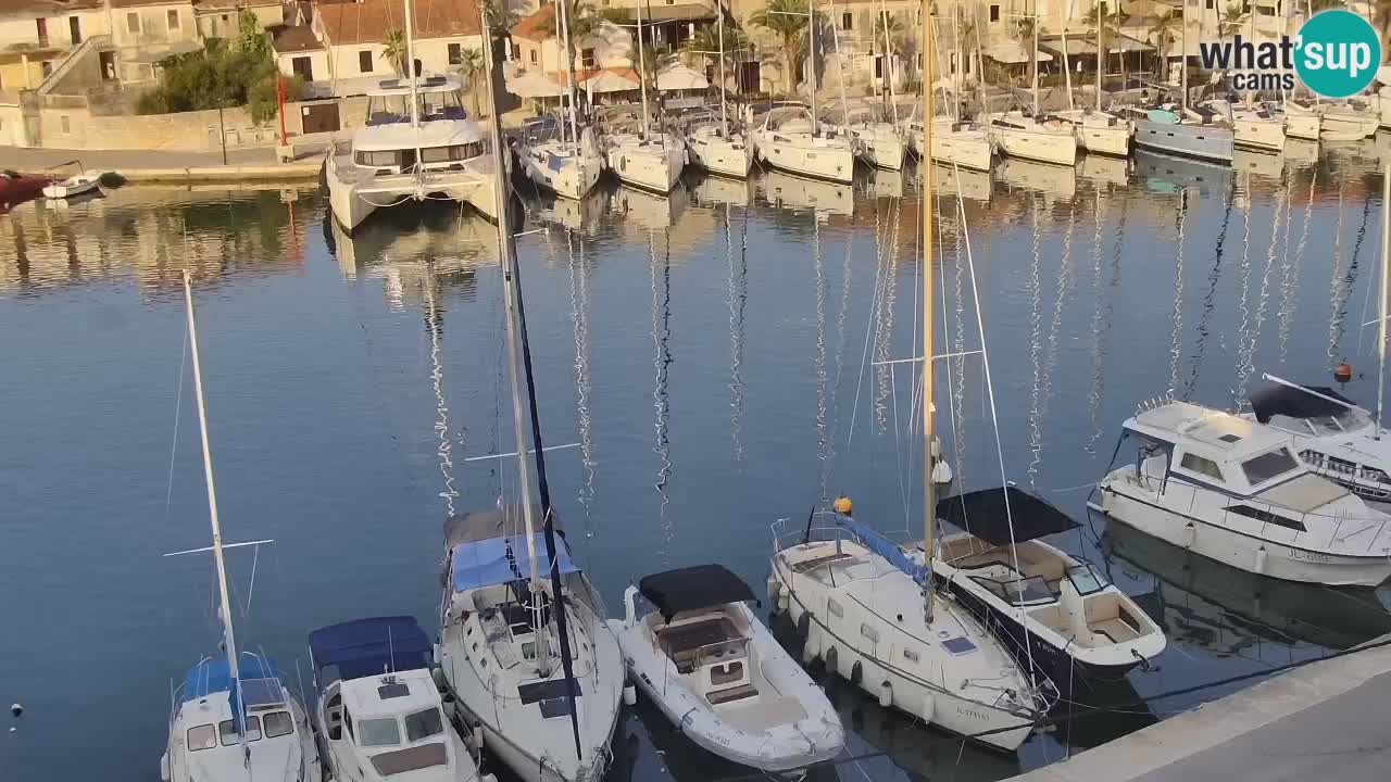 Camera Hvar Vrboska marina | isla de Hvar | Dalmacia
