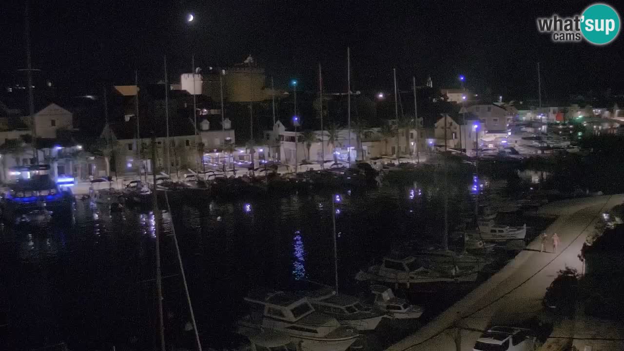 Kamera Hvar Vrboska marina | | Dalmacija