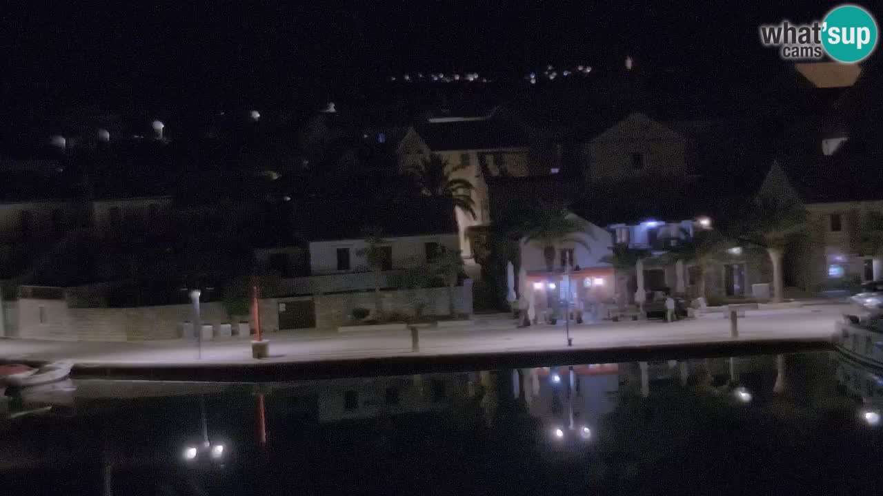 Kamera Hvar Vrboska marina | | Dalmacija