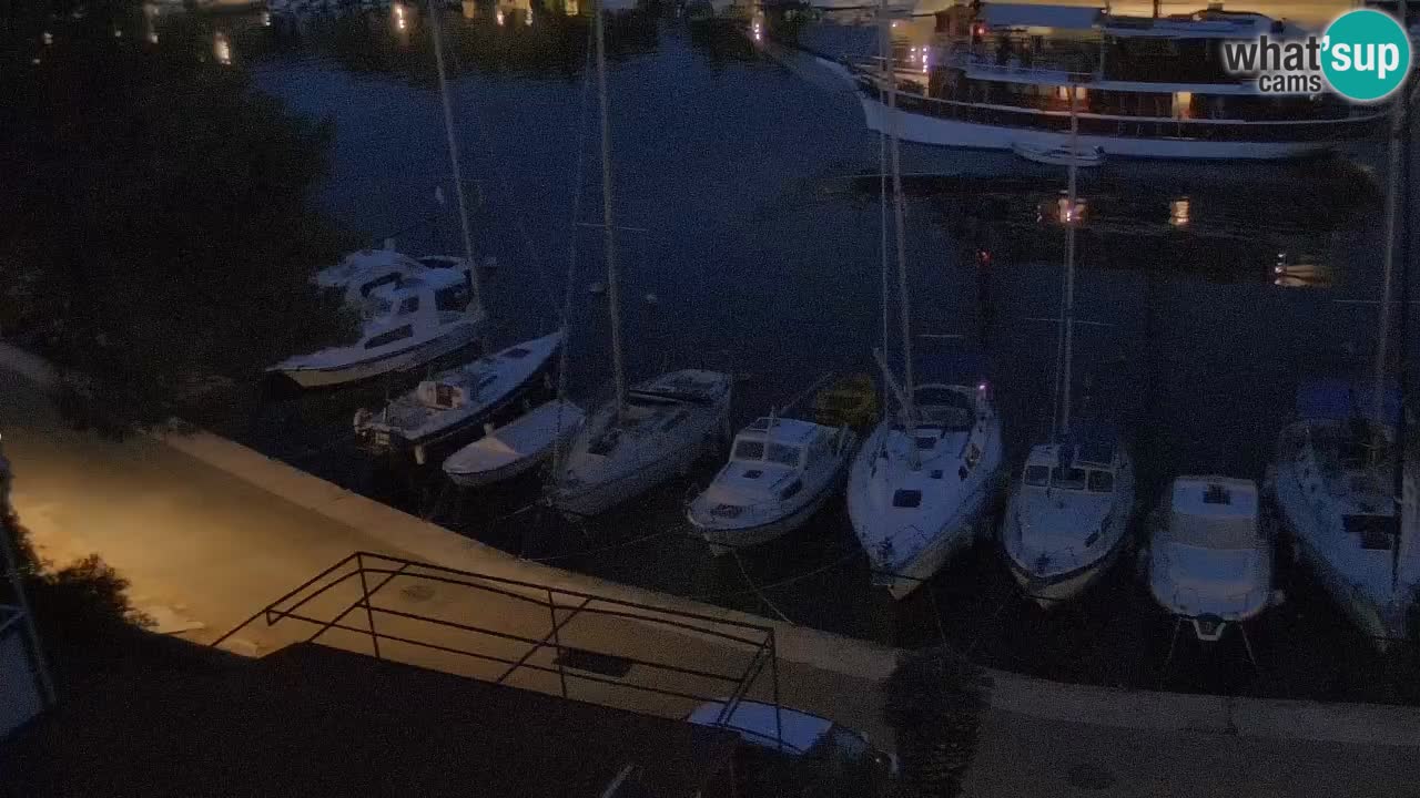 Camera Hvar Vrboska marina | isla de Hvar | Dalmacia