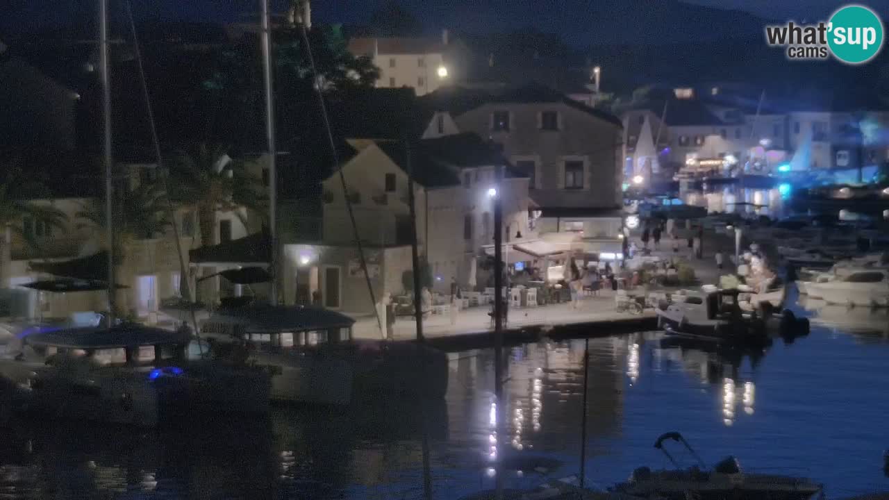 Kamera Hvar Vrboska marina | | Dalmacija