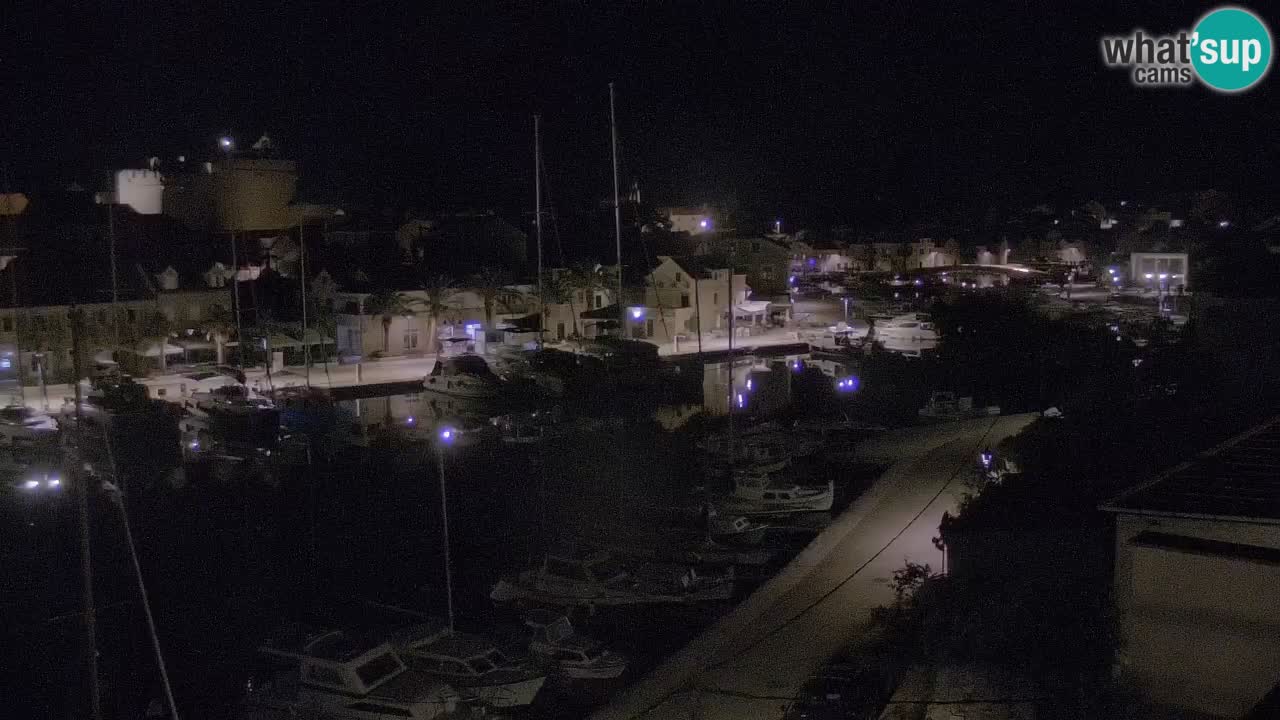 Kamera Hvar Vrboska marina | | Dalmacija