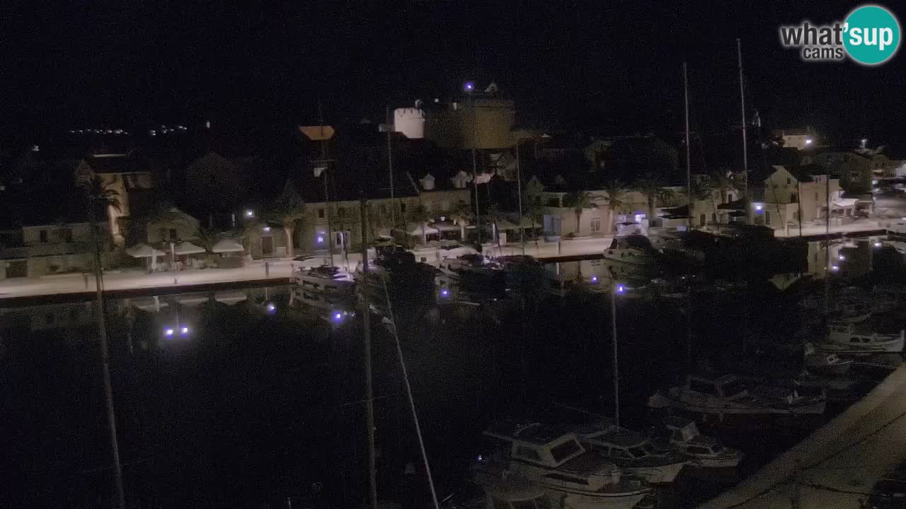 Kamera Hvar Vrboska marina | | Dalmacija