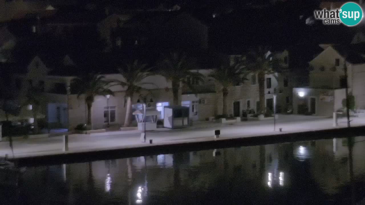 Kamera Hvar Vrboska marina | | Dalmacija