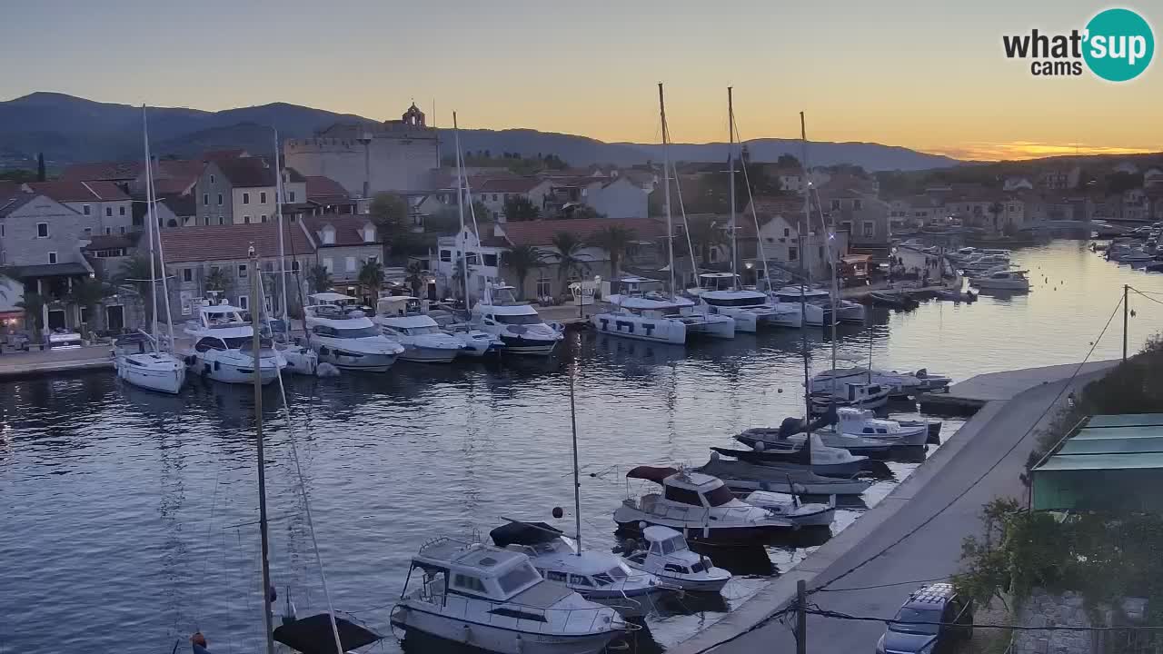 Kamera Hvar Vrboska marina | | Dalmacija