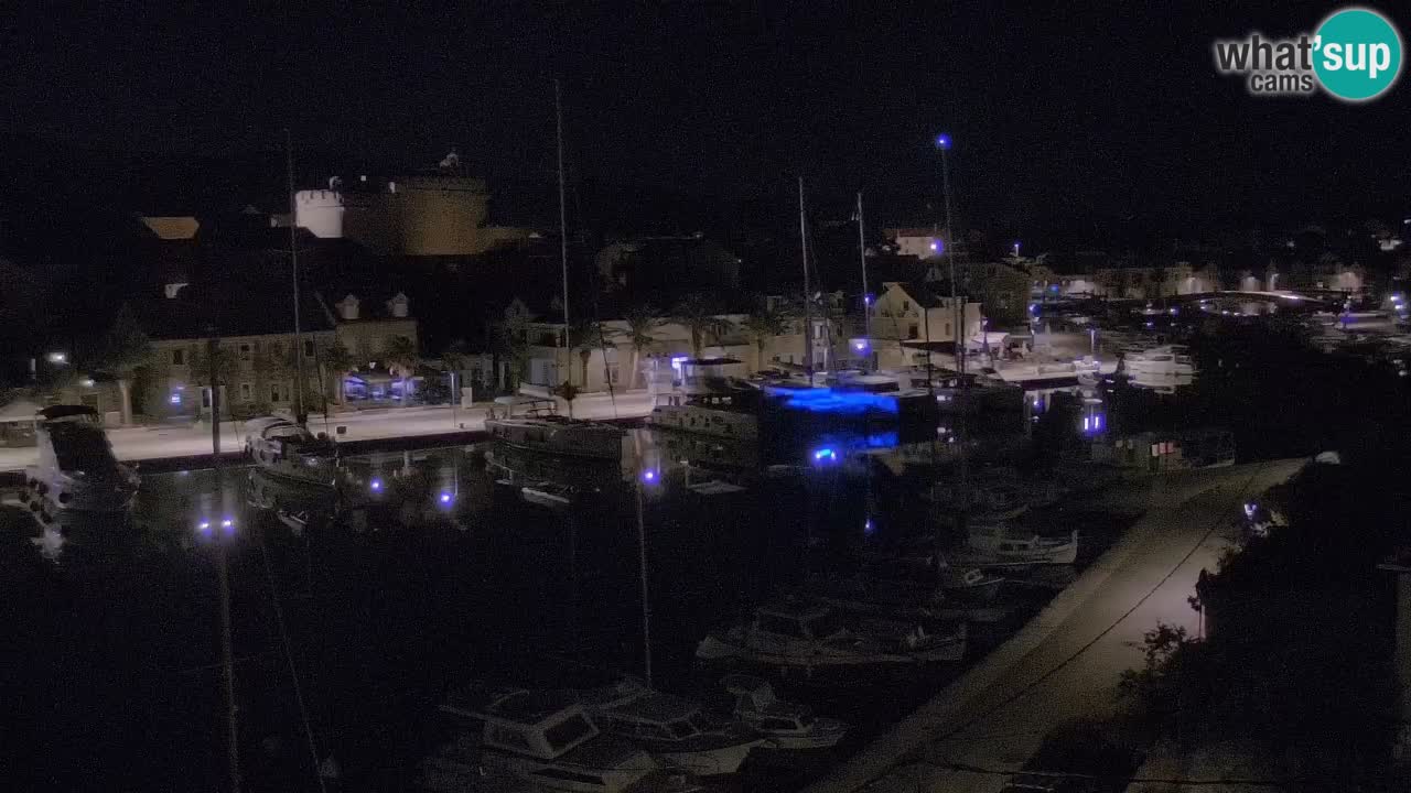 Kamera Hvar Vrboska marina | | Dalmacija