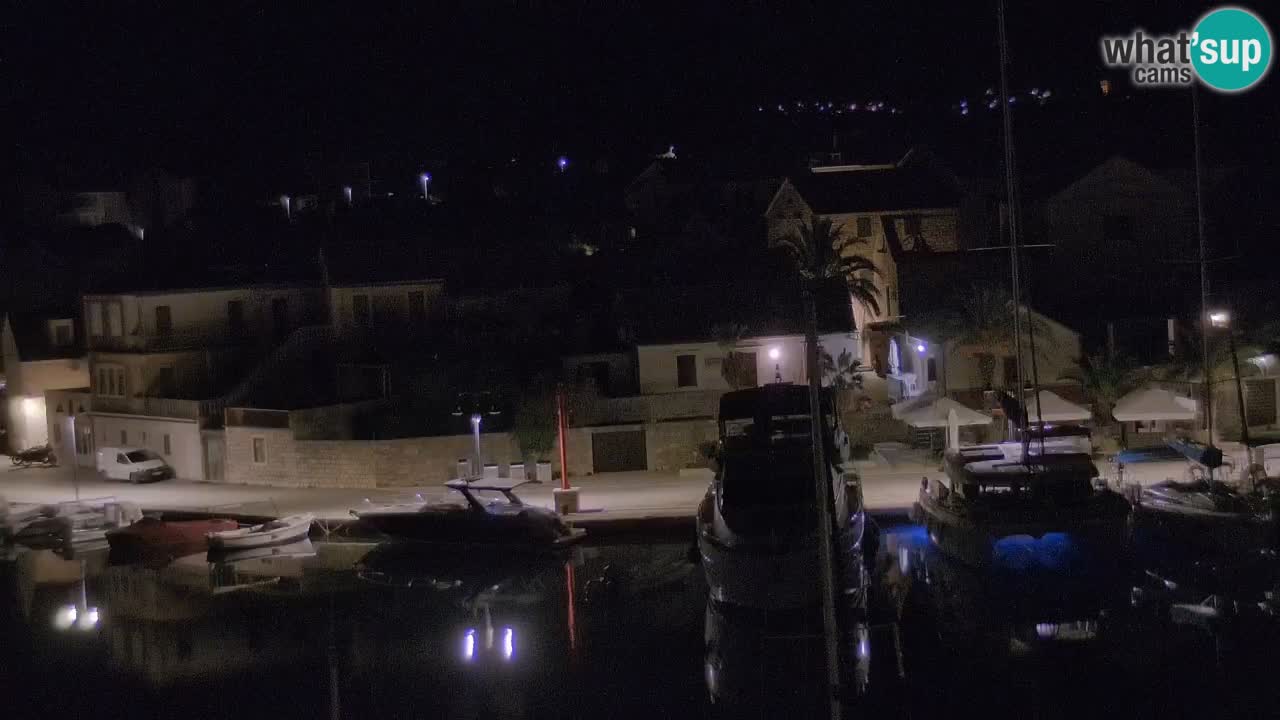 Camera Hvar Vrboska marina | isla de Hvar | Dalmacia