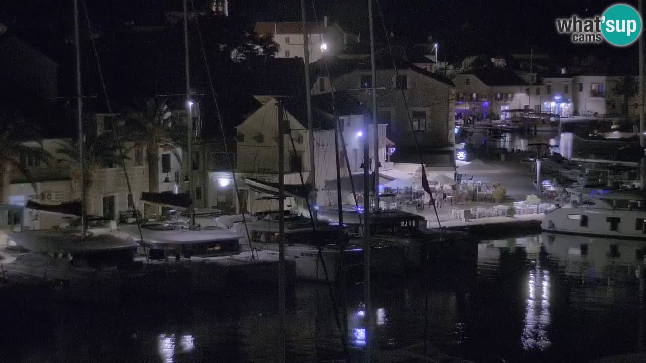 Kamera Hvar Vrboska marina | | Dalmacija