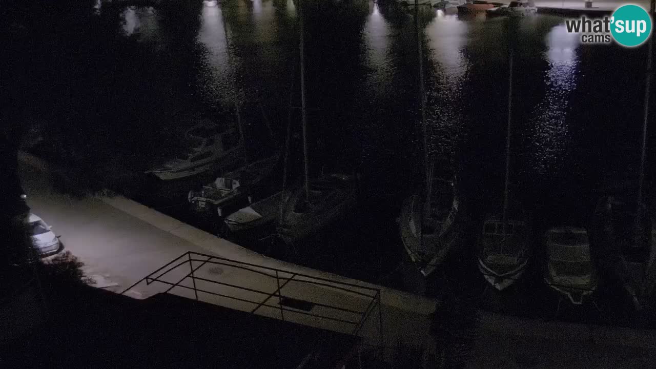 Kamera Hvar Vrboska marina | | Dalmacija