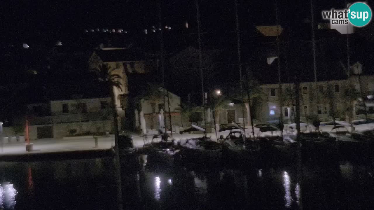 Camera Hvar Vrboska marina | isla de Hvar | Dalmacia