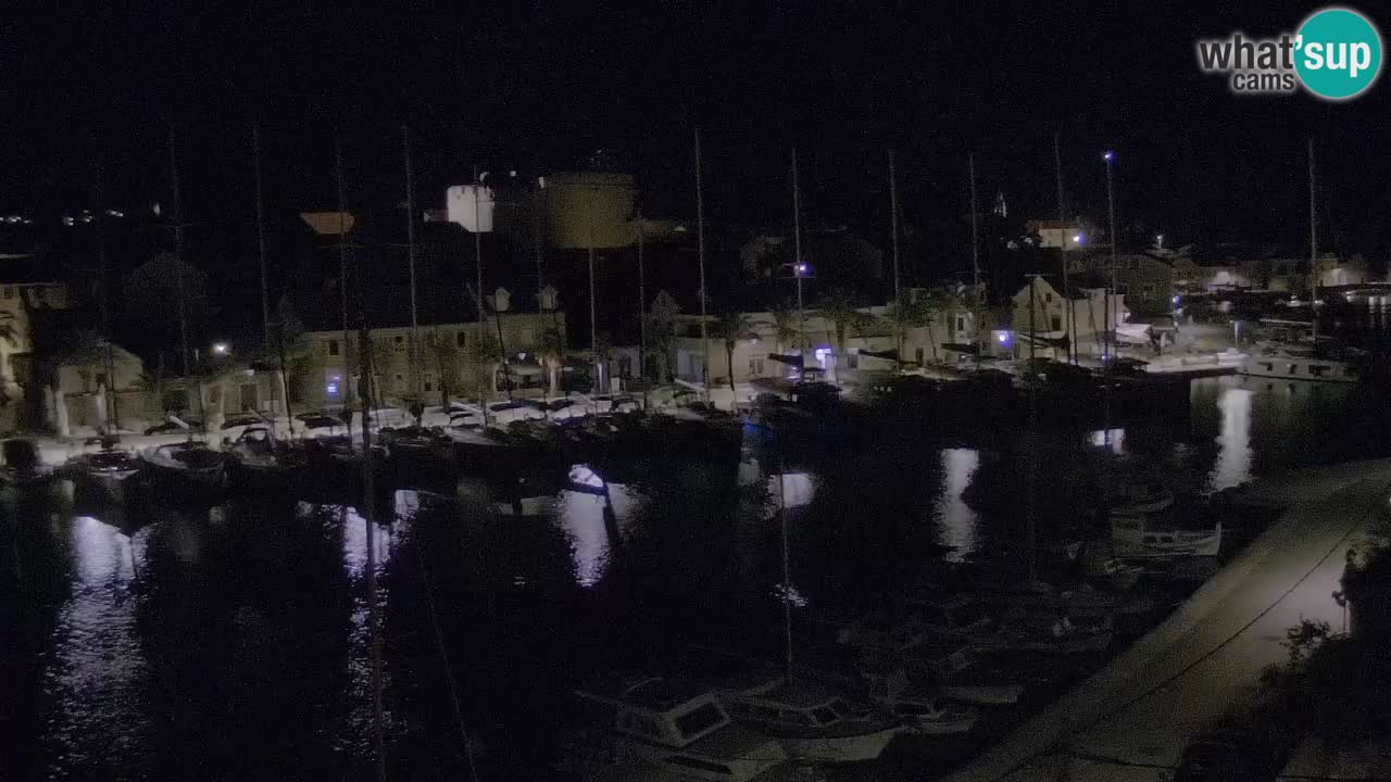 Kamera Hvar Vrboska marina | | Dalmacija