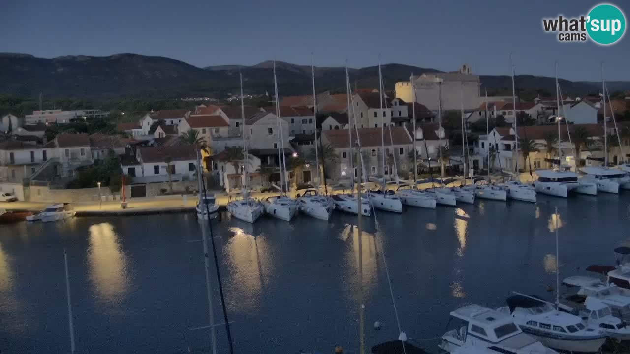 Kamera Hvar Vrboska marina | | Dalmacija