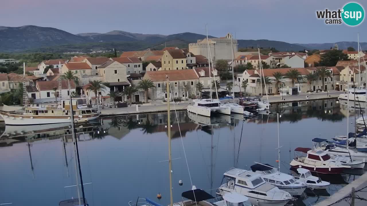 Kamera Hvar Vrboska marina | | Dalmacija