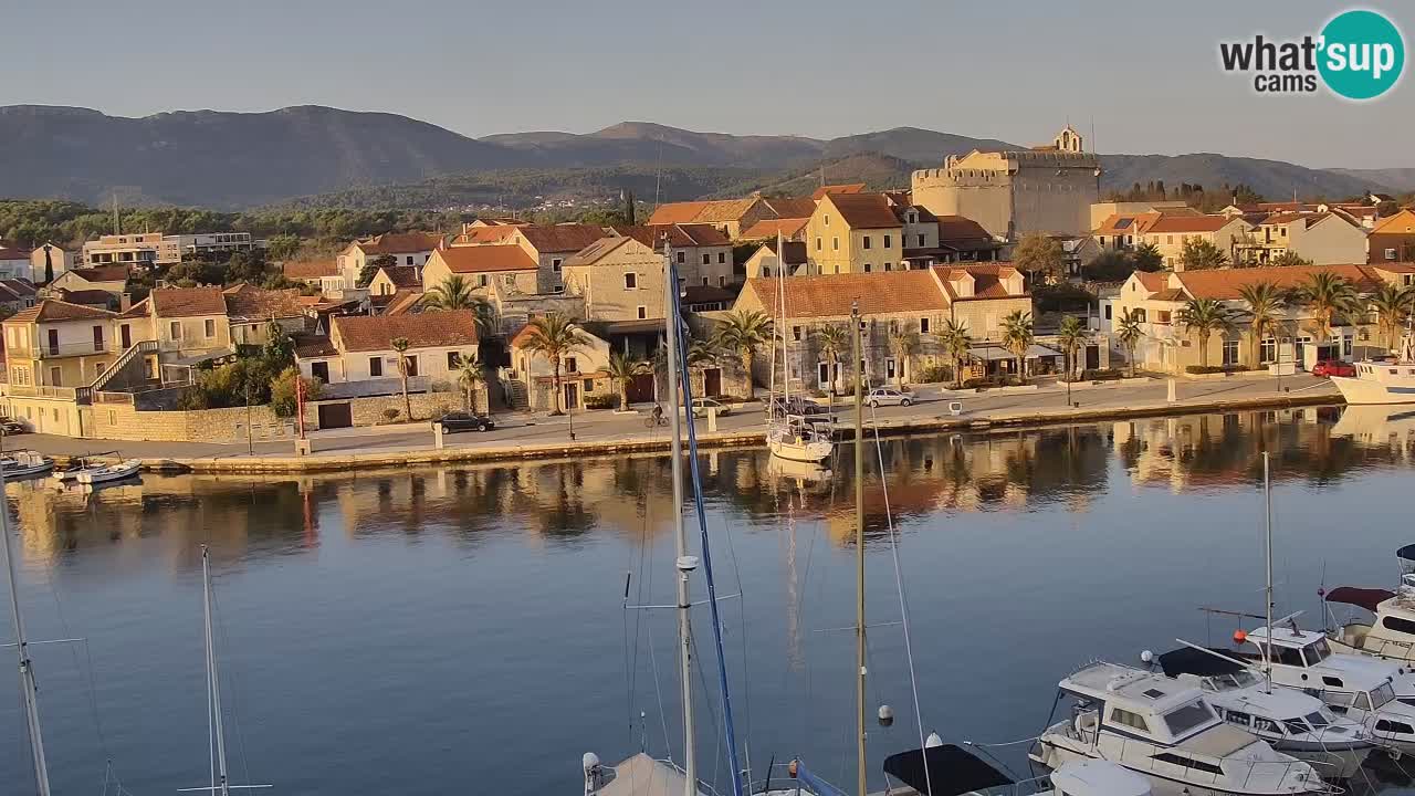 Kamera Hvar Vrboska marina | | Dalmacija